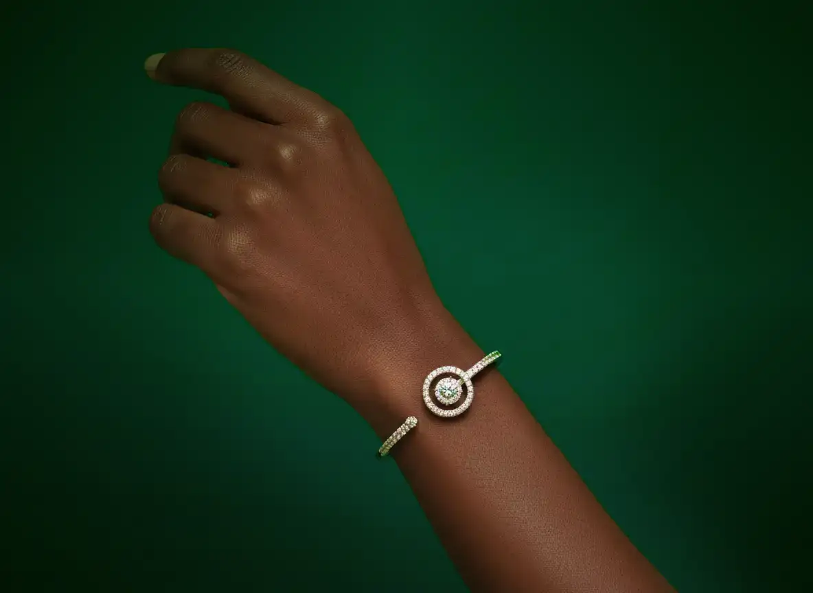 Bracciale in Oro Bianco con Diamante Centrale e Pavé Laterale VVS - immagine 5