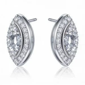 Alternative view of Orecchini a navette in diamanti VVS oro bianco "Marquise Dream"