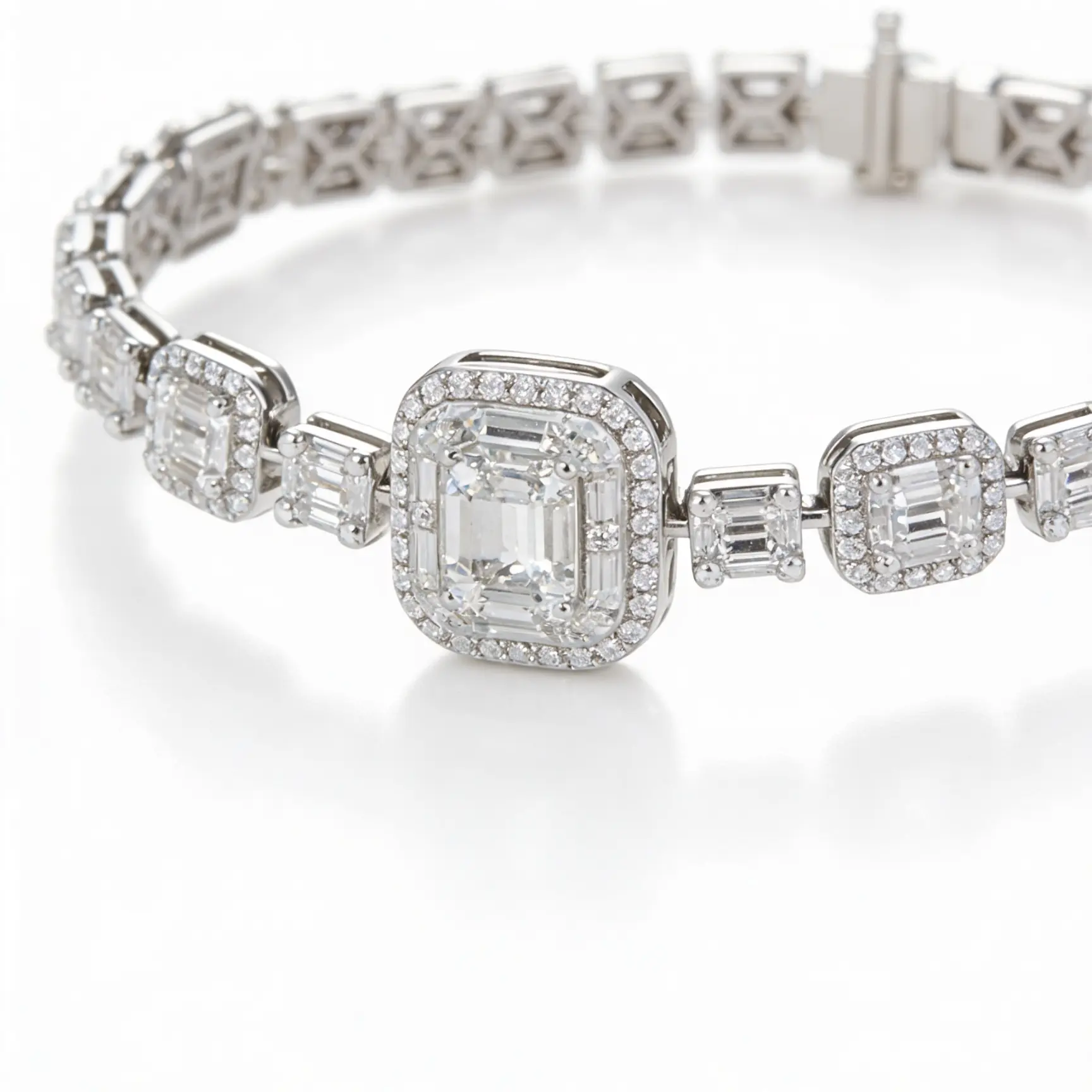 Bracciale diamanti VVS oro bianco con maglie a halo - immagine 4