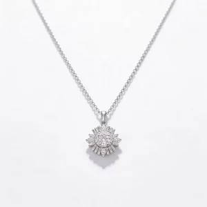 Alternative view of Collana Stella Polare in Diamanti VVS e Oro Bianco 18kt