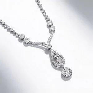 Alternative view of Collier Sinfonia Reale in Oro Bianco 18kt e Diamanti VVS