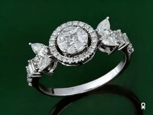 Anello Trilogy "Marquise Bloom" in Oro Bianco 18k e Diamanti Multi-Taglio
